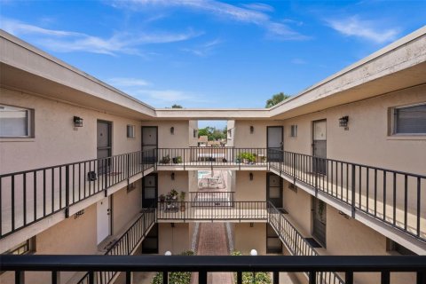 Condominio en alquiler en Sarasota, Florida, 1 dormitorio, 61.59 m2 № 2150595 - foto 18