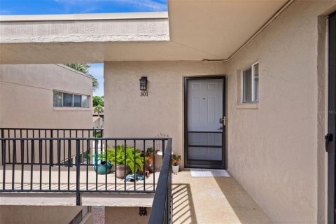 Condominio en Sarasota, Florida, 1 dormitorio  № 2150595