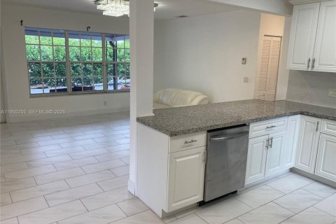 Снять в аренду виллу или дом в Холливуд, Флорида 4 спальни, 160.54м2, № 2005781 - фото 5