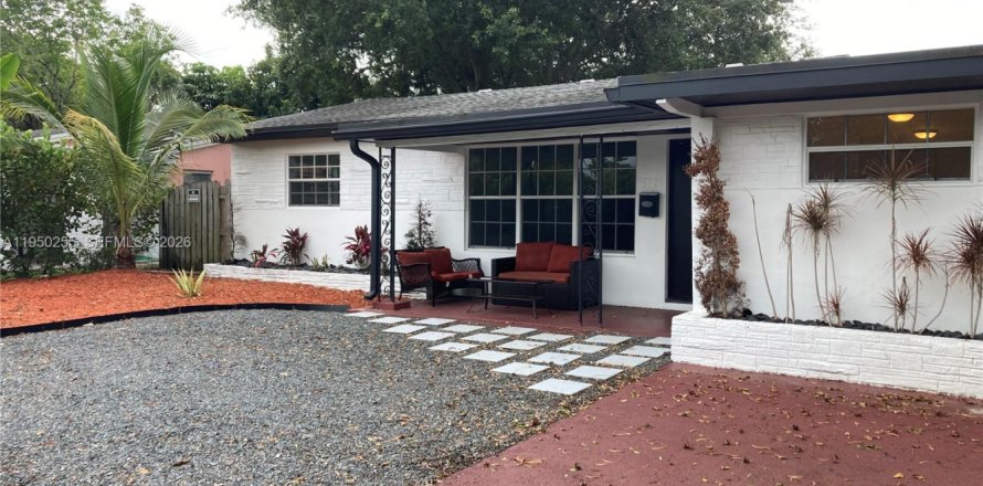 Дом в Холливуд, Флорида 4 спальни, 160.54м2 № 2005781