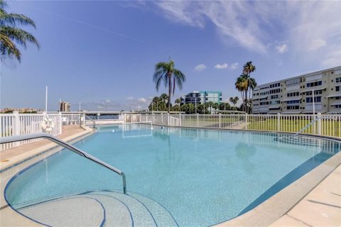 Condominio en venta en South Pasadena, Florida, 2 dormitorios, 117.06 m2 № 1686602 - foto 18