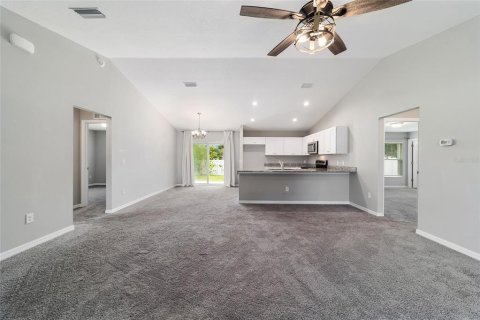 House in Citra, Florida 3 bedrooms, 133.13 sq.m. № 1876132 - photo 6