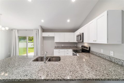 House in Citra, Florida 3 bedrooms, 133.13 sq.m. № 1876132 - photo 13