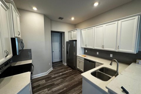 House in Oakland, Florida 4 bedrooms, 187.38 sq.m. № 1825186 - photo 3