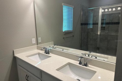 House in Oakland, Florida 4 bedrooms, 187.38 sq.m. № 1825186 - photo 18
