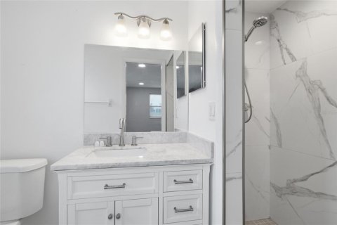 Villa ou maison à vendre à Venice, Floride: 2 chambres, 126.72 m2 № 2333975 - photo 24
