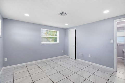 Villa ou maison à vendre à Venice, Floride: 2 chambres, 126.72 m2 № 2333975 - photo 12