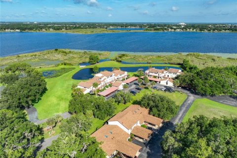 Condominio en venta en Mount Dora, Florida, 2 dormitorios, 93.92 m2 № 2149580 - foto 2
