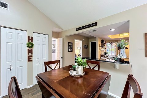 Condominio en venta en Mount Dora, Florida, 2 dormitorios, 93.92 m2 № 2149580 - foto 15