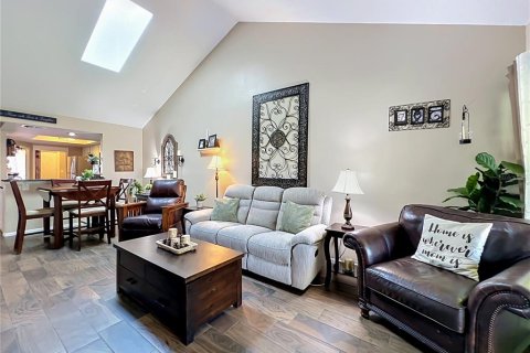 Condominio en venta en Mount Dora, Florida, 2 dormitorios, 93.92 m2 № 2149580 - foto 17