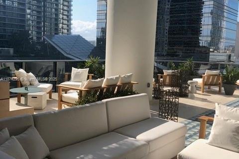 Condominio en venta en Miami, Florida, 1 dormitorio, 77.85 m2 № 1980142 - foto 17