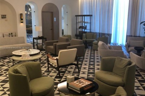 Condominio en venta en Miami, Florida, 1 dormitorio, 77.85 m2 № 1980142 - foto 25