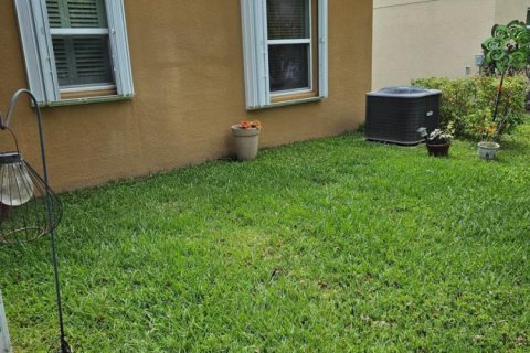 Villa ou maison à vendre à Port St. Lucie, Floride: 3 chambres, 141.68 m2 № 2268169 - photo 12