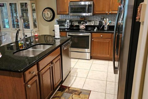 Villa ou maison à vendre à Port St. Lucie, Floride: 3 chambres, 141.68 m2 № 2268169 - photo 18