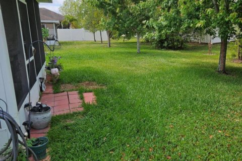 Villa ou maison à vendre à Port St. Lucie, Floride: 3 chambres, 141.68 m2 № 2268169 - photo 9