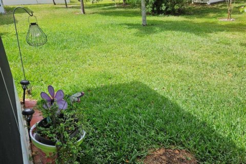 Villa ou maison à vendre à Port St. Lucie, Floride: 3 chambres, 141.68 m2 № 2268169 - photo 8