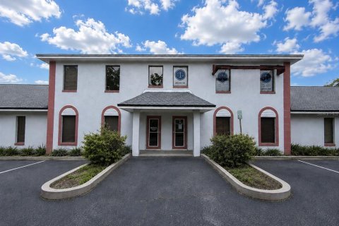 Propiedad comercial en Kissimmee, Florida 173.54 m2 № 2132275