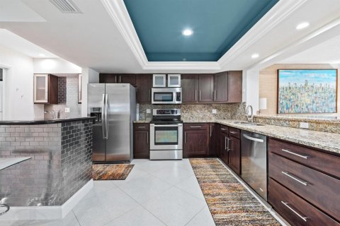 Townhouse in Fort Lauderdale, Florida 3 bedrooms, 167.22 sq.m. № 2191500 - photo 15