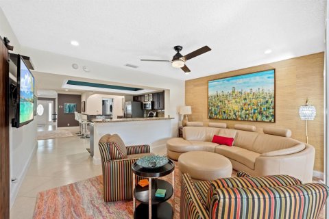 Townhouse in Fort Lauderdale, Florida 3 bedrooms, 167.22 sq.m. № 2191500 - photo 18