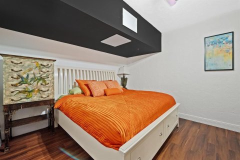 Townhouse in Fort Lauderdale, Florida 3 bedrooms, 167.22 sq.m. № 2191500 - photo 5