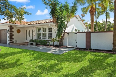 Townhouse in Fort Lauderdale, Florida 3 bedrooms, 167.22 sq.m. № 2191500 - photo 8