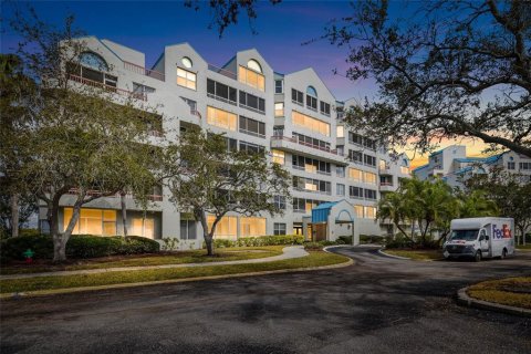 Condo à Clearwater, Floride, 2 chambres  № 2330799