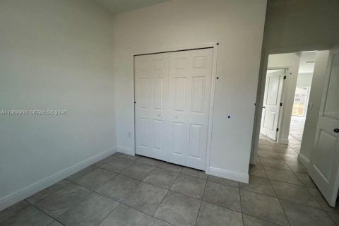 House in Ocala, Florida 4 bedrooms, 146.79 sq.m. № 2030726 - photo 5