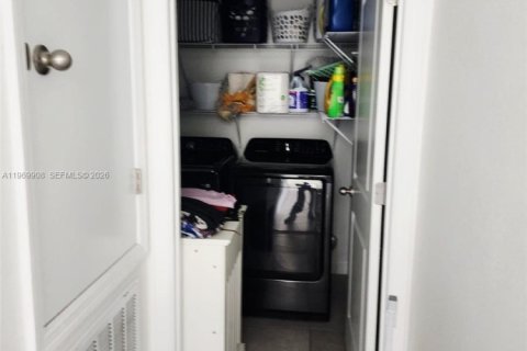 House in Ocala, Florida 4 bedrooms, 146.79 sq.m. № 2030726 - photo 7