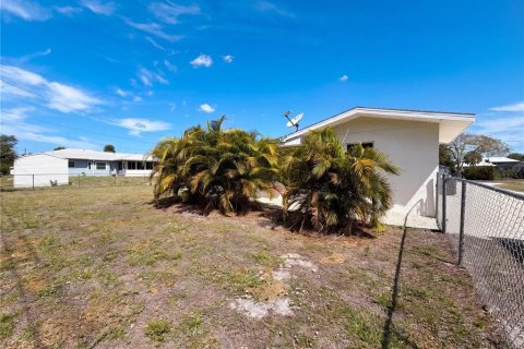 Villa ou maison à vendre à Englewood, Floride: 3 chambres, 129.88 m2 № 2120087 - photo 25