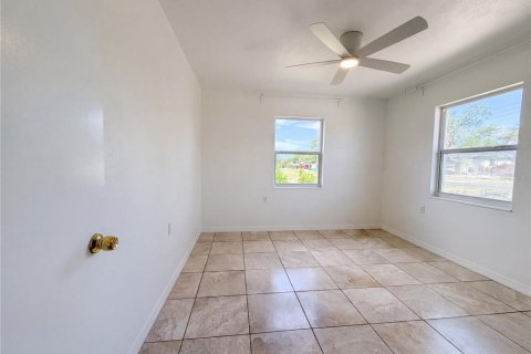 Villa ou maison à vendre à Englewood, Floride: 3 chambres, 129.88 m2 № 2120087 - photo 12