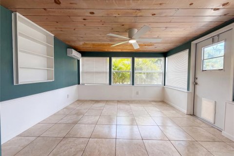 Villa ou maison à vendre à Englewood, Floride: 3 chambres, 129.88 m2 № 2120087 - photo 10