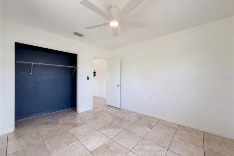 Villa ou maison à vendre à Englewood, Floride: 3 chambres, 129.88 m2 № 2120087 - photo 4
