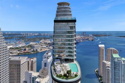 Condo in Miami, Florida, 4 bedrooms  № 2053985 - photo 8
