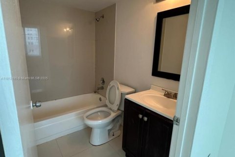 Copropriété à vendre à Miami, Floride: 2 chambres, 84.91 m2 № 1940340 - photo 10