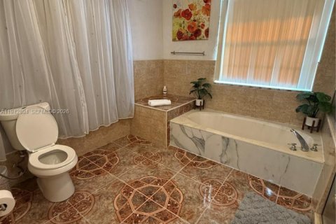 Villa ou maison à louer à Sunrise, Floride: 4 chambres, 229.28 m2 № 1999171 - photo 22