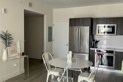 Condominio en venta en Aventura, Florida, 1 dormitorio, 80.64 m2 № 1486038 - foto 12