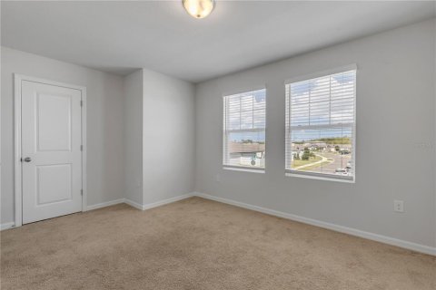 Villa ou maison à vendre à New Smyrna Beach, Floride: 4 chambres, 224.82 m2 № 2431122 - photo 19