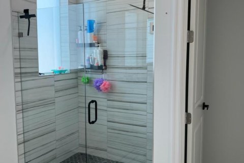 Купить виллу или дом в Порт-Сент-Луси, Флорида 3 комнаты, 249.91м2, № 2083782 - фото 10