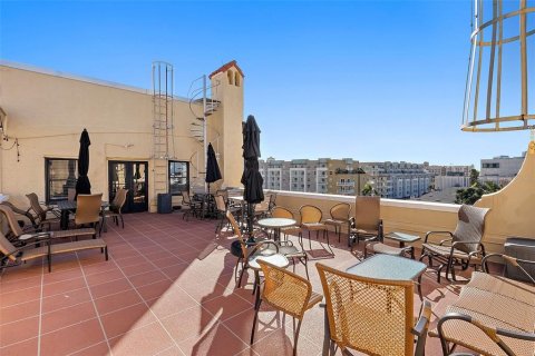 Condo in Saint Petersburg, Florida, 1 bedroom  № 1523122 - photo 18