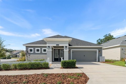 House in Newberry, Florida 4 bedrooms, 207.54 sq.m. № 2287213