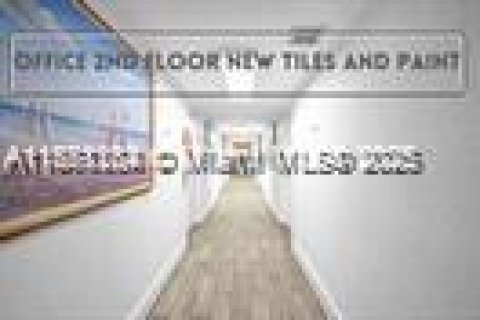 Commercial property in Miami Gardens, Florida № 1872162 - photo 19