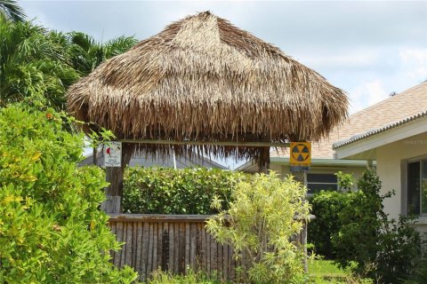 Casa en venta en Cape Coral, Florida, 3 dormitorios, 193.89 m2 № 1899437 - foto 27