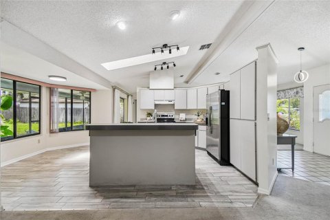 Купить виллу или дом в Спринг-Хилл, Флорида 7 комнат, 164.99м2, № 1906671 - фото 12