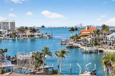 Casa en venta en Belleair Beach, Florida, 4 dormitorios, 286.42 m2 № 2151774 - foto 21