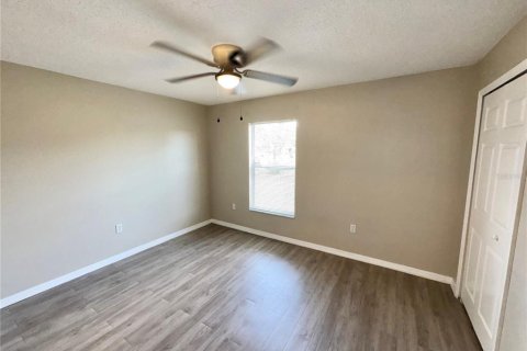 Casa en alquiler en Kissimmee, Florida, 3 dormitorios, 189.52 m2 № 2314746 - foto 16