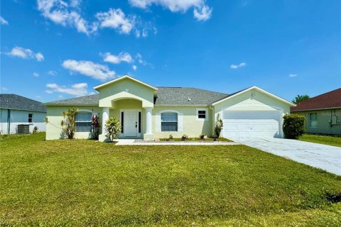Villa ou maison à Kissimmee, Floride 3 chambres, 189.52 m2 № 2314746