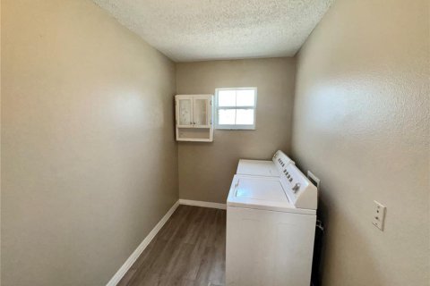 Casa en alquiler en Kissimmee, Florida, 3 dormitorios, 189.52 m2 № 2314746 - foto 3