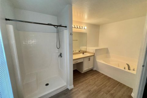 Casa en alquiler en Kissimmee, Florida, 3 dormitorios, 189.52 m2 № 2314746 - foto 14