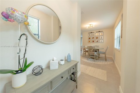 Touwnhouse à vendre à Boynton Beach, Floride: 4 chambres, 186.55 m2 № 1982437 - photo 11