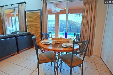 Villa ou maison à vendre à Kissimmee, Floride: 7 chambres, 267.65 m2 № 2131073 - photo 17